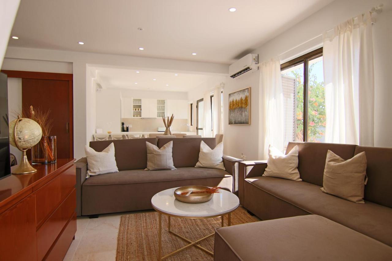 Phaedrus Living: City View Luxury Flat Androcleous Pafos Zewnętrze zdjęcie